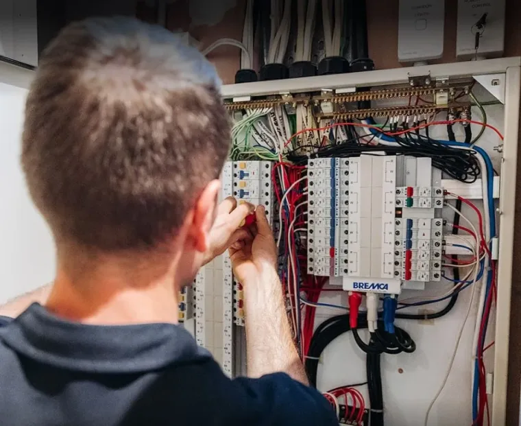 Boletines electricos en Recoletos